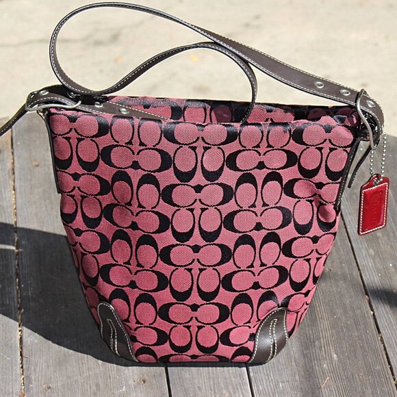 Coach Vintage - Signature and Leather Bucket Bag 6076 in Bordeaux Jacquard, Y2K - Picture 1 of 14